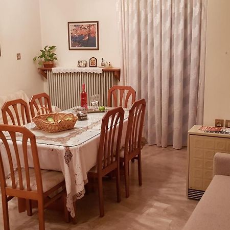 Family Apartment Meteora カランバカ エクステリア 写真